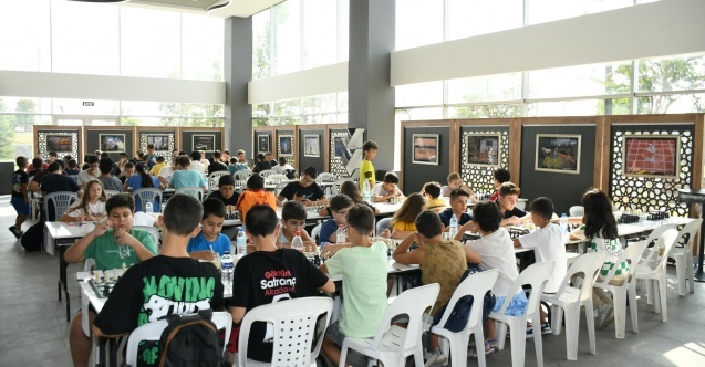 Balıkesir Büyükşehir Belediyesi, satranç tutkunlarını bir araya getirdi