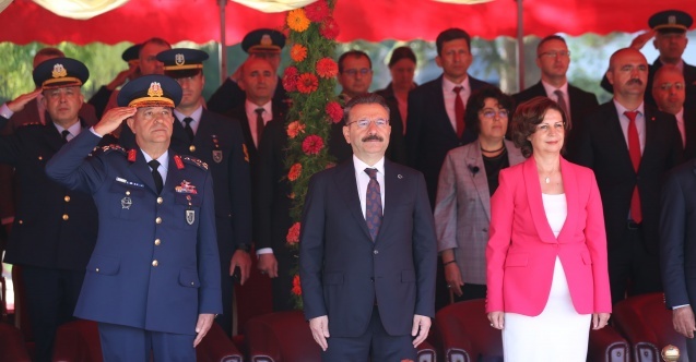 Başkan Ünlüce: quot;Eskişehir kurtuluş yolunda bir simgedirquot;