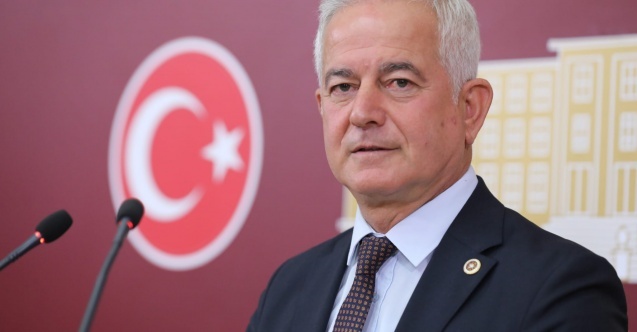 CHP'li Güneşhan: "Eğitimde kara tahtadan kara tabloya"