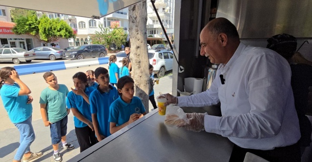 Yumurtalık Belediyesinden öğrencilere ücretsiz çorba