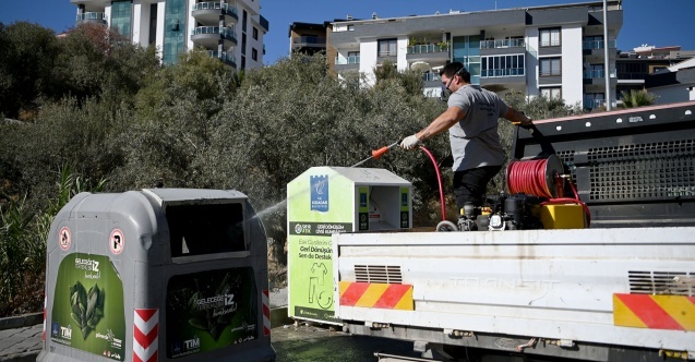 Kuşadası Belediyesi halk sağlığı için sahada