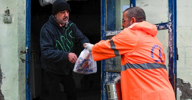 Muratpaşadan sıcacık destek