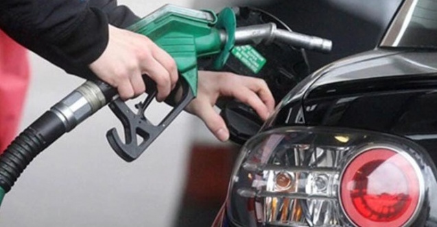 Benzine indirim geldi
