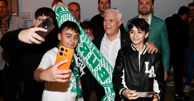 Mustafa Bozbeyden ‘Kapalı Tribün ve ‘Bursaspor Müzesi müjdesi