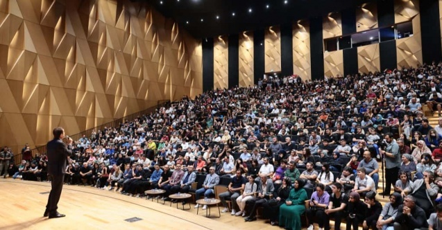 Denizli Büyükşehir’den liselilere ulaşım desteği