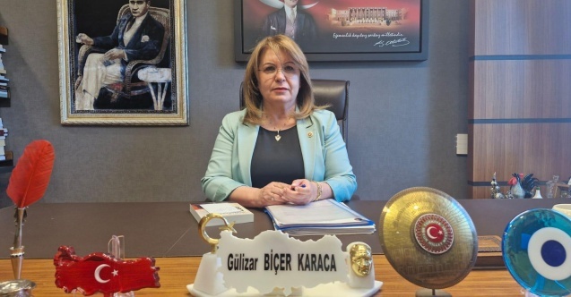 “Gençlerin tabağında kıl, böcek, vida, eldiven! Ey sorumlular neredesiniz?"