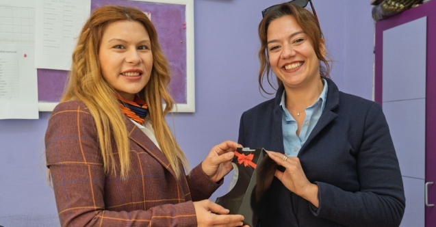 İzmir Büyükşehir'den öğretmenlere anlamlı hediye