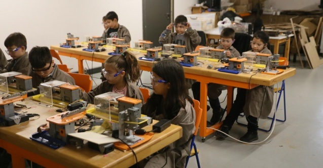 Kepez’de çocuklar bilimle büyüyor