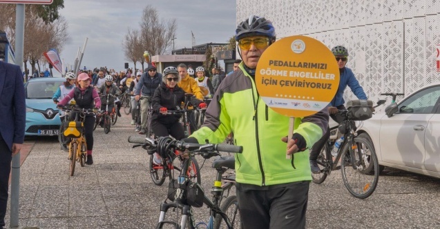 Pedallar, görme engellilerin kitaplara erişimi için çevrildi