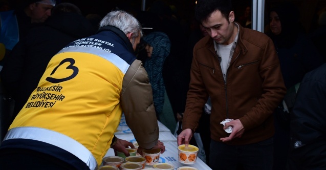 Balıkesir’de Berat Kandili’nin manevi huzuru yaşatıldı