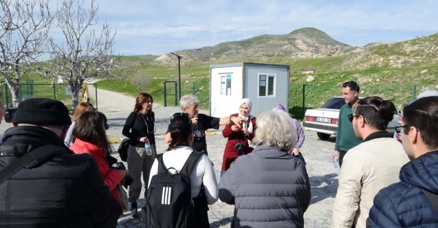 Denizli Büyükşehir’in fotoğraf kursiyerleri objektif başında